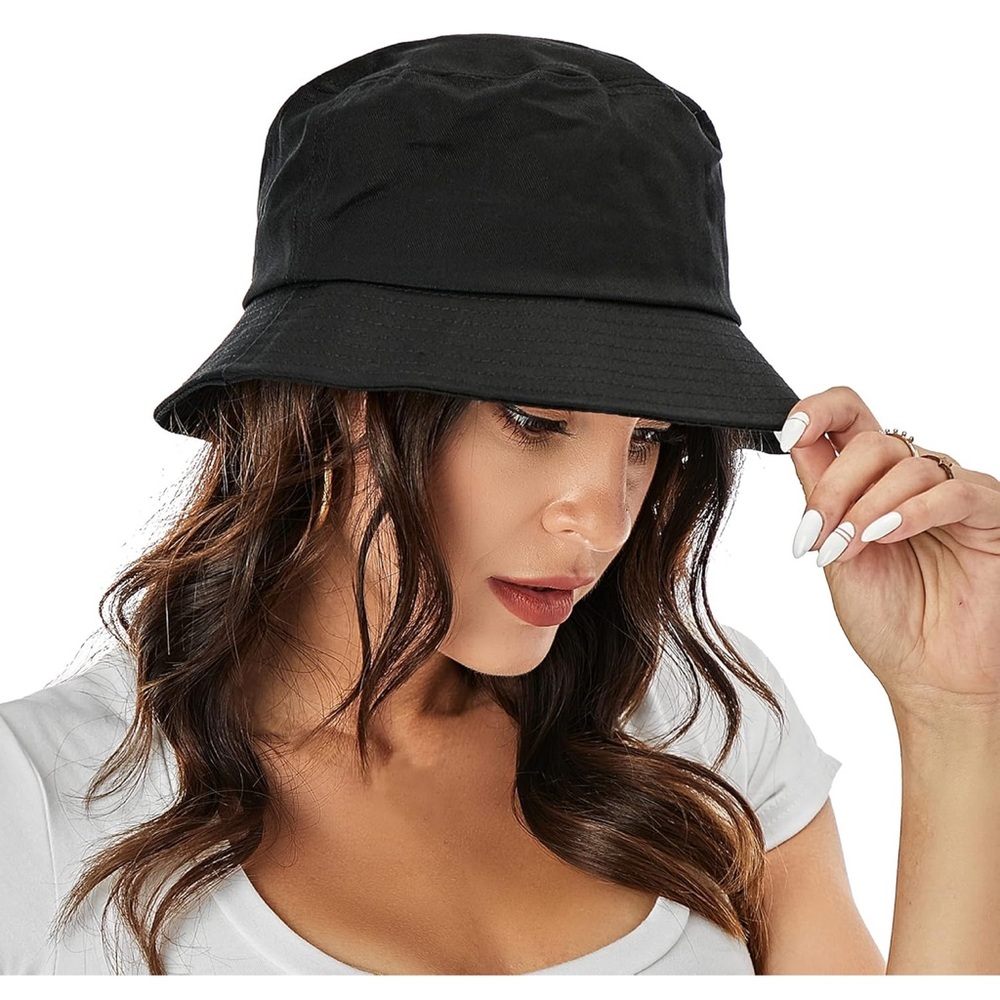 ORLY unixes Classic Black Bucket Hat